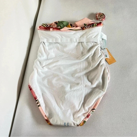 Flounce Front One Piece Swimsuit Kona Sol Hawaiian Floral Removeable Straps - Picture 15 of 15